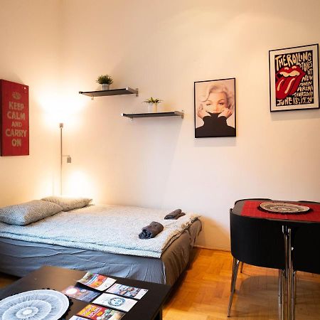 Cozy Central Apt With Garage At Gozsdu Passage Budapeşte Dış mekan fotoğraf